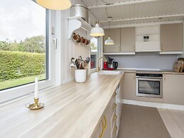 6 Person Holiday Home in Tarm