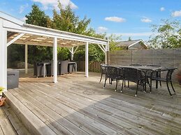 6 Person Holiday Home in Tarm