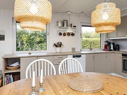 6 Person Holiday Home in Tarm