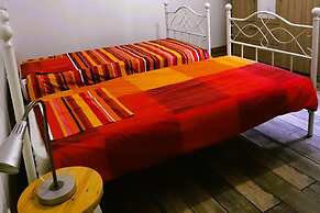 Quiet Renovated Holiday Home With Swimming Pool