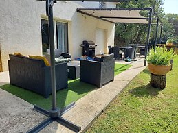 Beautiful Holiday Home With Garden