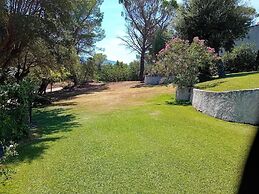 Beautiful Holiday Home With Garden