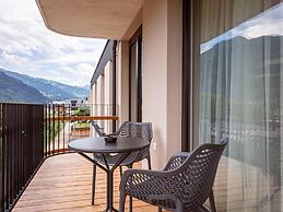 Modern Holiday Apartment With 2 Bedrooms in Fugen