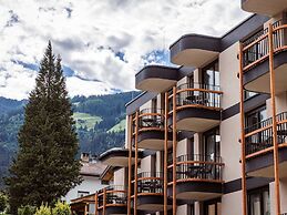 Modern Holiday Apartment With 2 Bedrooms in Fugen