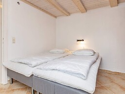 6 Person Holiday Home in Rodby
