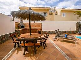 Villa With Private Pool in Playa Corralejo