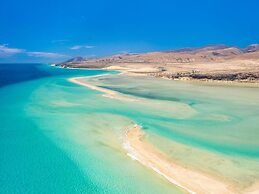 Villa With Private Pool in Playa Corralejo