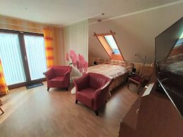 Apartment in Neu Ludershagen With Terrace