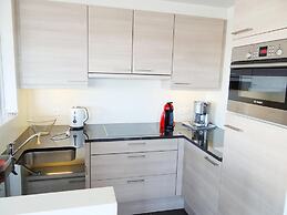 Apartment in Nieuwpoort With Terrace