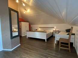 Holiday Home Red Milan