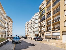 Apartment in Koksijde for 4 Person