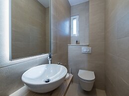Apartments Ema-comfort Two Bedroom Apartment With Sea View