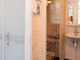 Luxury Home With Sauna and Outdoor spa