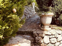 Beautiful Villa Near Village des Vans