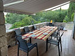 Beautiful Villa Near Village des Vans