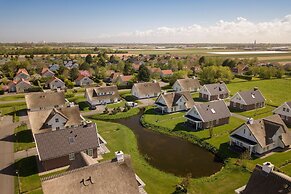 Beautiful Villa With two Bathrooms, in Noordwijk