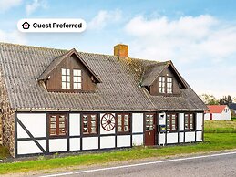 6 Person Holiday Home in Logstor