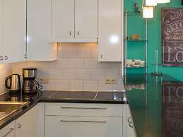 Viking Spacious With sea View Near the Dike