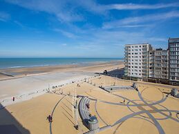 Viking Spacious With sea View Near the Dike