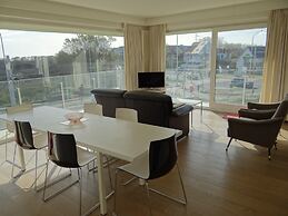 Apartment in Nieuwpoort With Terrace