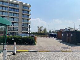 Apartment in Nieuwpoort With Terrace
