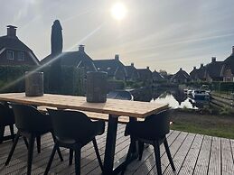 Beautiful Chalet on the Water in Friesland