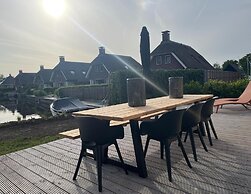 Beautiful Chalet on the Water in Friesland