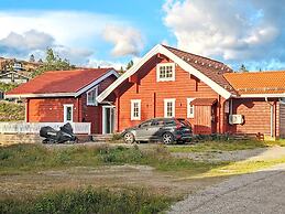 10 Person Holiday Home in Syssleback-by Traum