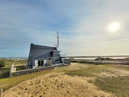 Studio in Etel With Panoramic Beach Views