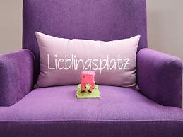 To Castel Sant'angelo Modern Retreat