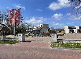 Holiday Home Vakantiepark 't Eibernest Texel