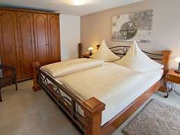 Lovely Apartment in Hage