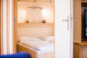 Chalet in Leukermeer by the Waterside