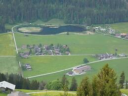 Charming Apartment in Lenk