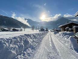 Charming Apartment in Lenk