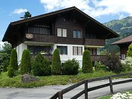 Charming Apartment in Lenk