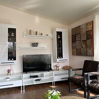 Nice Chalet With Dishwasher in a Holiday Park