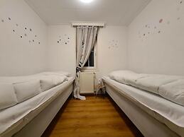 Nice Chalet With Dishwasher in a Holiday Park