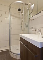 Iderhoff-sweet Modern Retreat