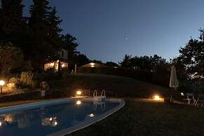 Belvilla by OYO Typical Country House With Pool