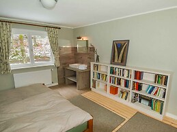 Holiday Home Waldhaus am Burbach