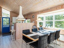6 Person Holiday Home in Pandrup