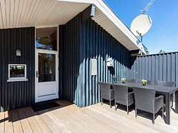 6 Person Holiday Home in Pandrup