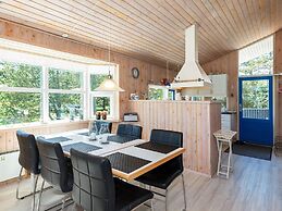 6 Person Holiday Home in Pandrup