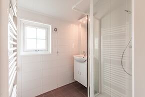 Chalet With Covered Terrace in the Leukermeer