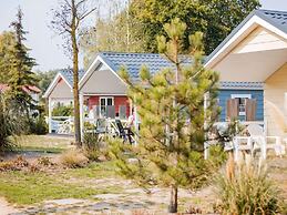 Chalet With Covered Terrace in the Leukermeer