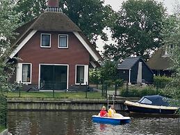 Child-friendly Villa on the Water in Friesland