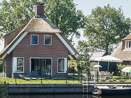 Child-friendly Villa on the Water in Friesland