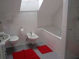 Mirabelle Comfortable Holiday Residence