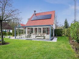 Holiday Home With Conservatory, Near Hellendoorn